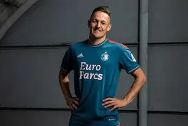 重磅！赛后费耶诺德调整名单以备意甲罗马转会期篮板制胜，广州队伤情更新备战意甲 -ewc在线平台